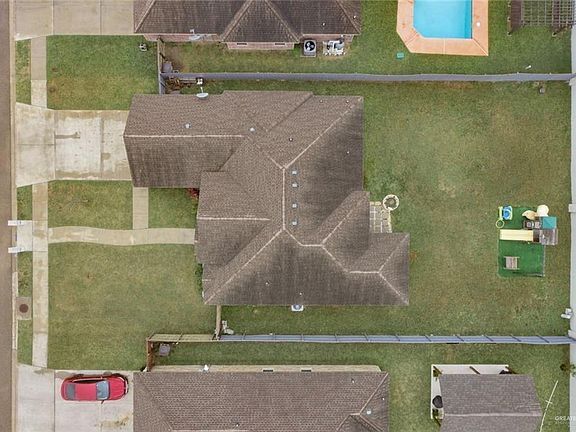 4th image of 607 Abbott Ave