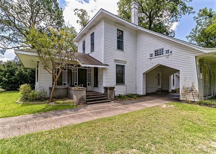 207 W State St, Eagle Lake, TX 77434 Zillow