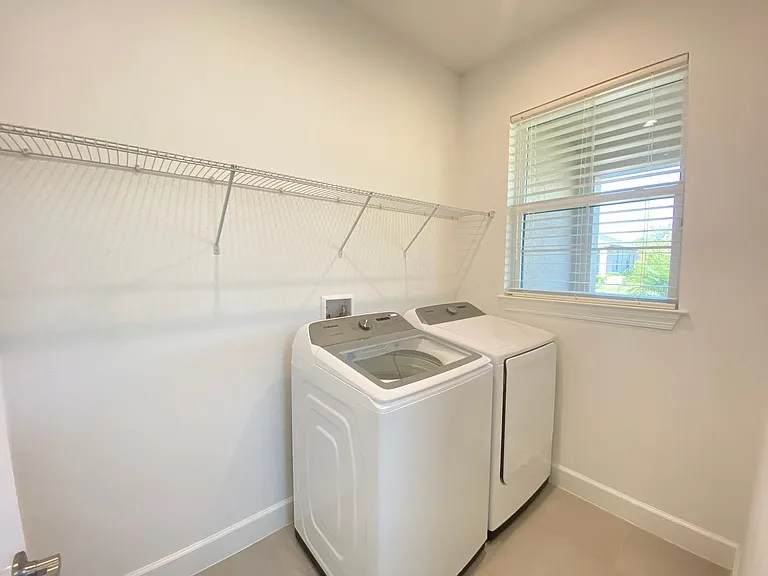 2182 Palm Tree Dr — Photo 6