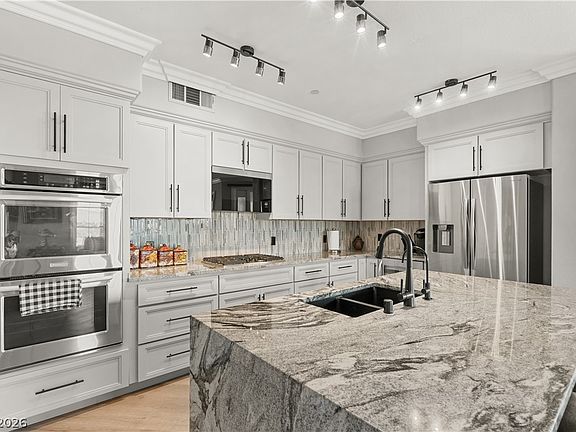 3rd image of 2555 Hampton Rd Unit 3309