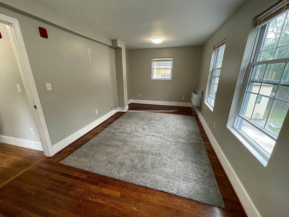 67 Loker St Wayland, MA, 01778 Apartments for Rent Zillow