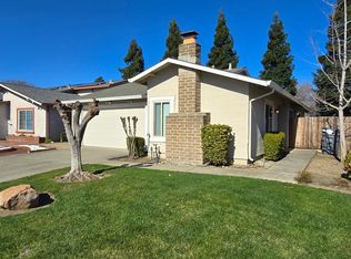2031 California Dr, Vacaville, CA 95687