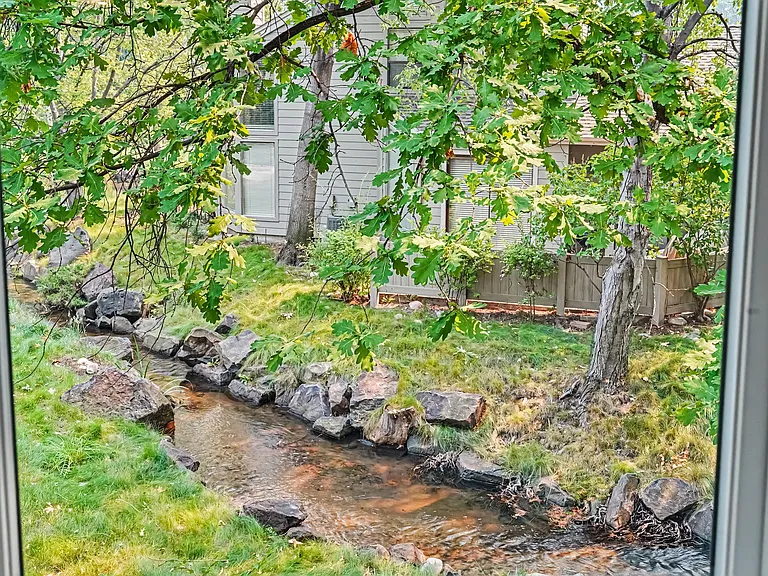 1924 S Teal Ln — Photo 16
