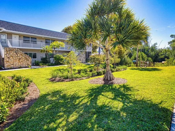 601 Periwinkle Way Unit D7, Sanibel, FL 33957