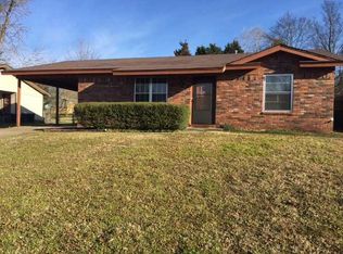 702 K St, Barling, AR 72923