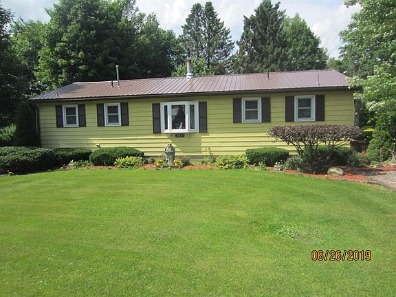 2nd image of 151 Johnston Cir
