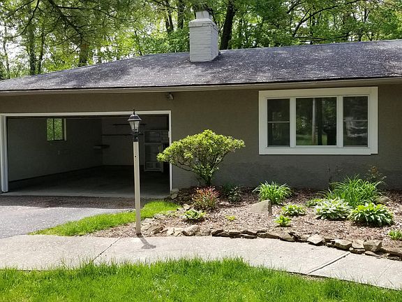 2nd image of 103 Miller Ave