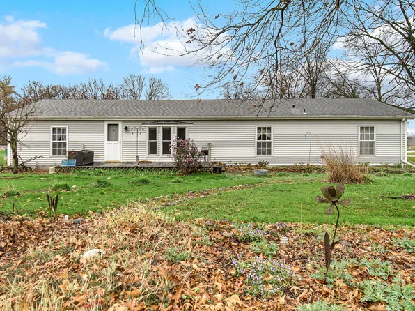 11963 N West Ave, Thayer, IN 46381