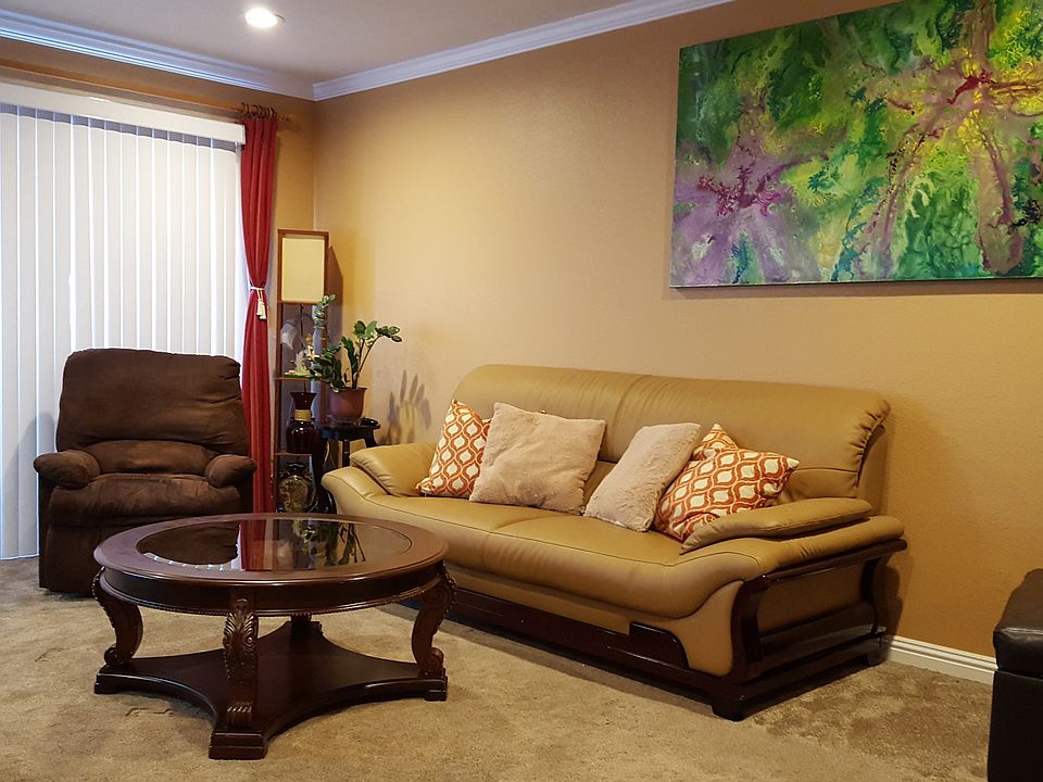 1st image of 1031 Cherry Ave APT 27