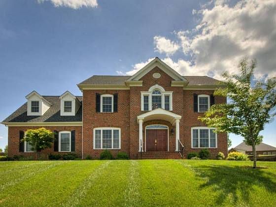 1st image of 304 Vinyard Ave