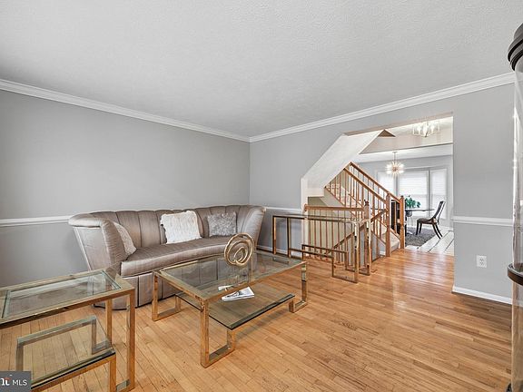 4th image of 18 Chudleigh Ct
