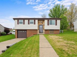 4017 Firethorn Dr, Mc Kees Rocks, PA 15136