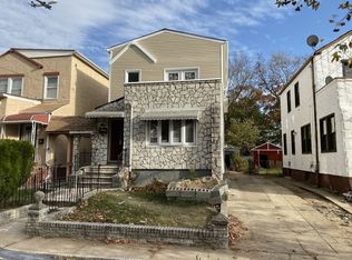 138-19 234th St #2, Rosedale, NY 11422