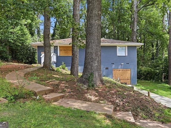 2nd image of 4366 Glenwood Pkwy