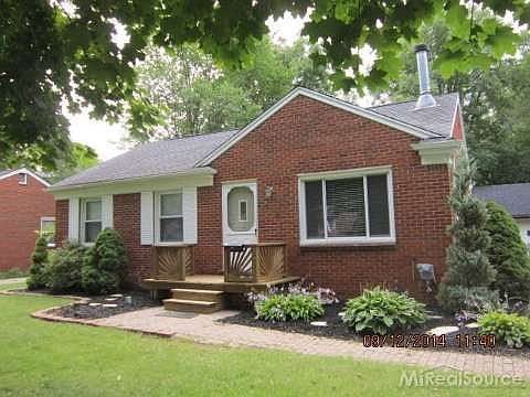 5th image of 7604 Daisy Ave