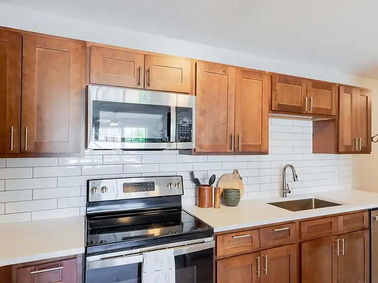 708 Rolland Moore Dr #711B — Photo 3
