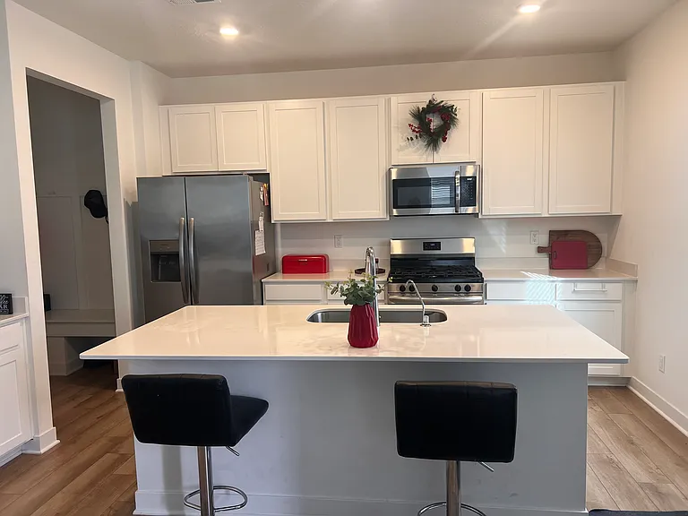 Dixon Creek Dr — Photo 11