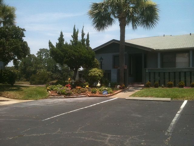 1st image of 170 Limewood Pl #A