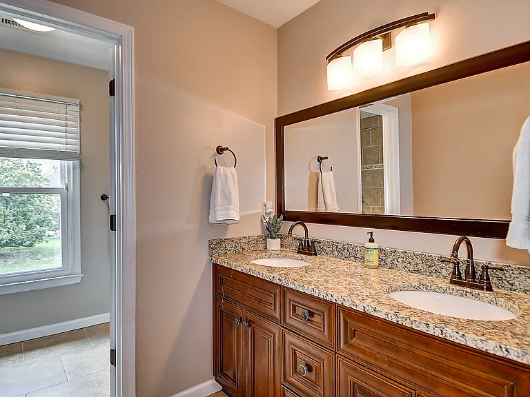 4744 Longmont Rd — Photo 41