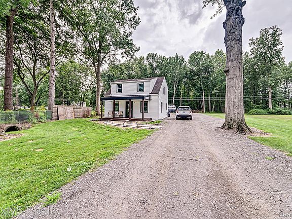 5th image of 26097 Belledale St