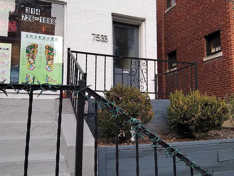 Single apartment above a business. Quiet area- access to public transportation as well as off street parking.