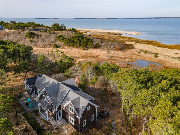 20 4Th Avenue, Wellfleet, MA 02667