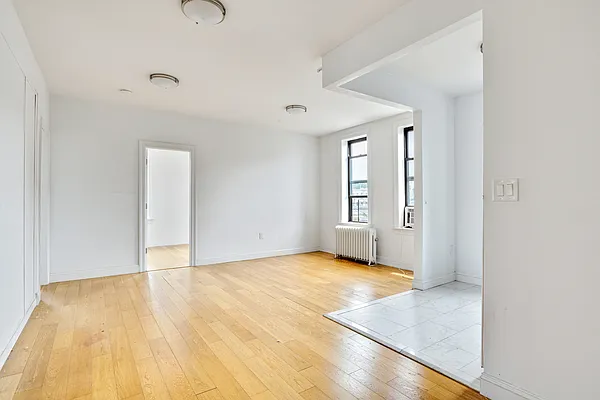 Rented by Avenues Real Estate | media 7