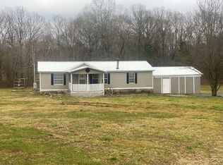 88 E Deer Trl, Chatsworth, GA 30705