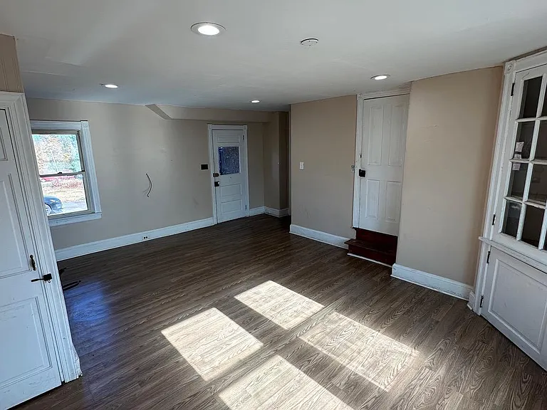 104 S Limekiln Pike — Photo 4