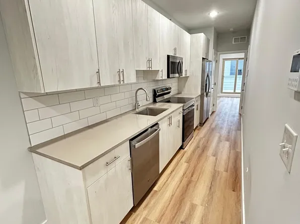 3259 N 13th St #3, Philadelphia, PA 19140