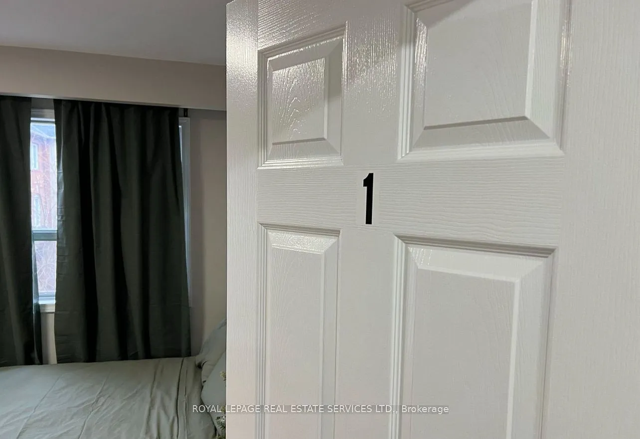 1 bed, $1,100 — Photo 1