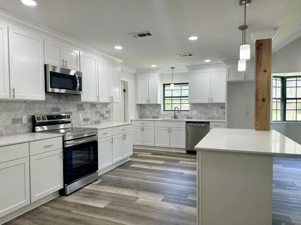 13442 Anne Cleves Ave, Baton Rouge, LA 70816