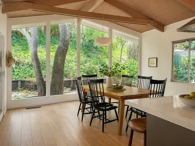 La Cuesta Rd — Photo 2