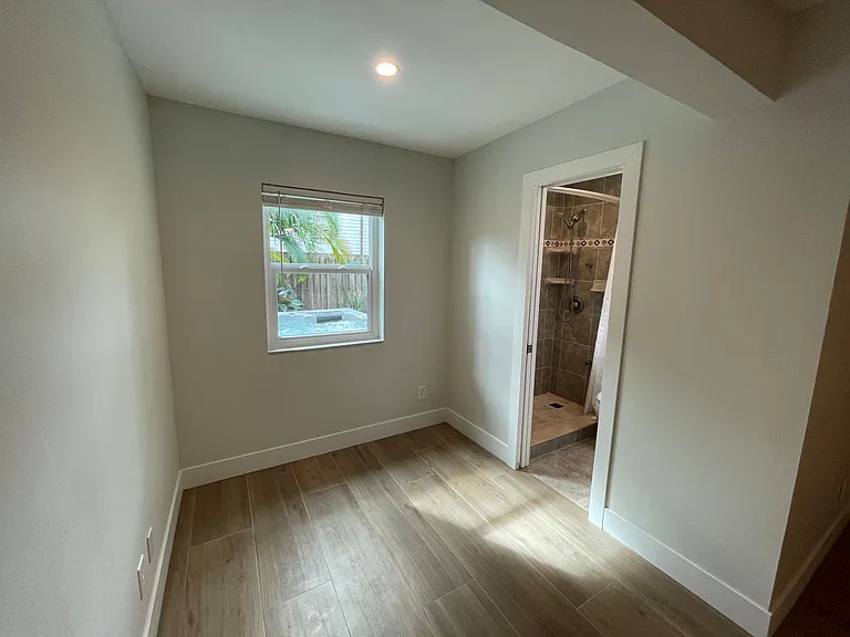 340 S Orlando Ave — Photo 23