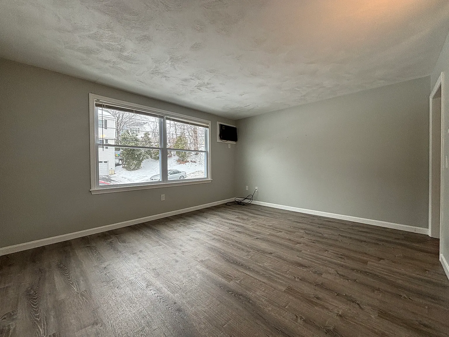 2 bed, $1,949 — Photo 3