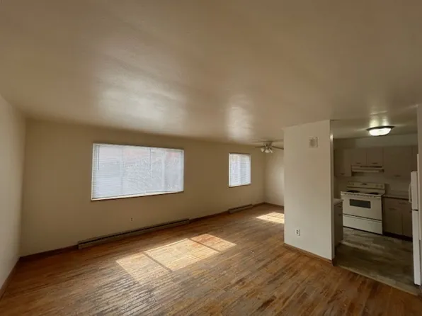 471, 225 Milton Ave APT 1G, Janesville, WI 53545