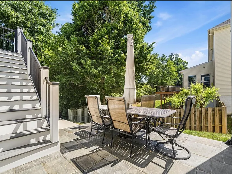 1107 Century Oak Dr — Photo 10