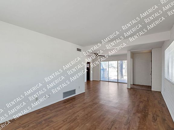 2nd image of 947 N Alvernon Way Unit 11