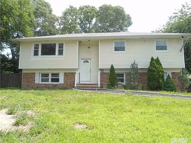 1st image of 31 Judith Dr
