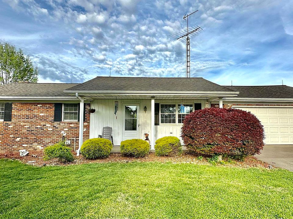 1st image of 603 S Park Dr