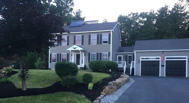 Beautifully Kept Colonial 