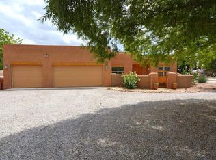 567 E Valverde Rd, Corrales, NM 87048