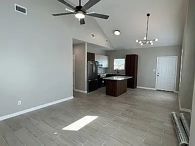 705 Deanne Dr #3 — Photo 7