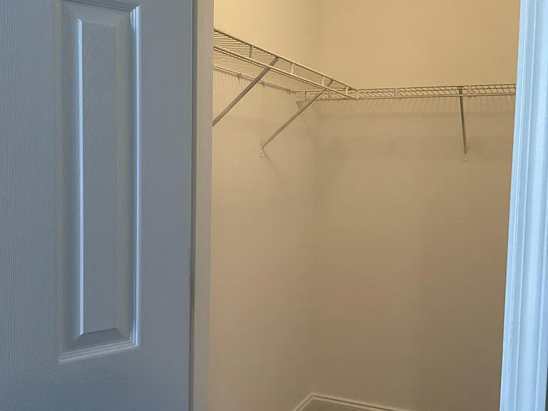 123 Westchester Cir — Photo 23