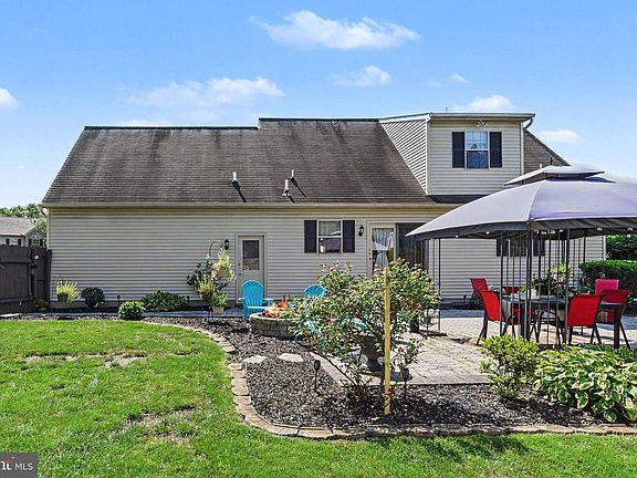 5th image of 3103 Jodi Ln