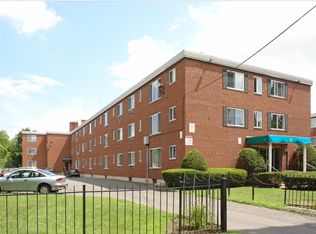 Carriage Place Apartments, Hartford, CT 06105