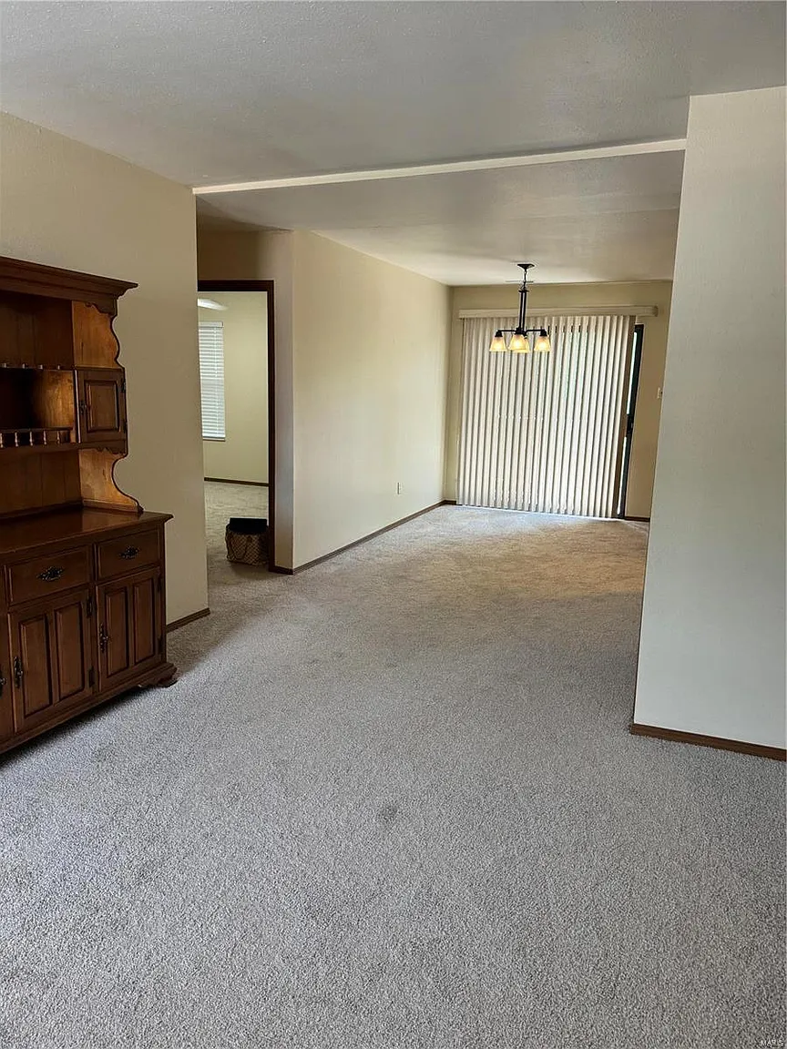 2109 New Sun Dr photo 1