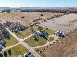 S2693 Golf Course Rd, Reedsburg, WI 53959