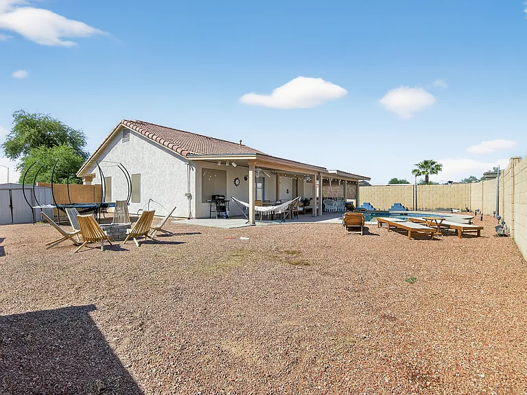 1682 E Kielly Ln — Photo 44