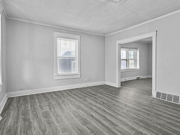 3rd image of 217 N 23rd St
